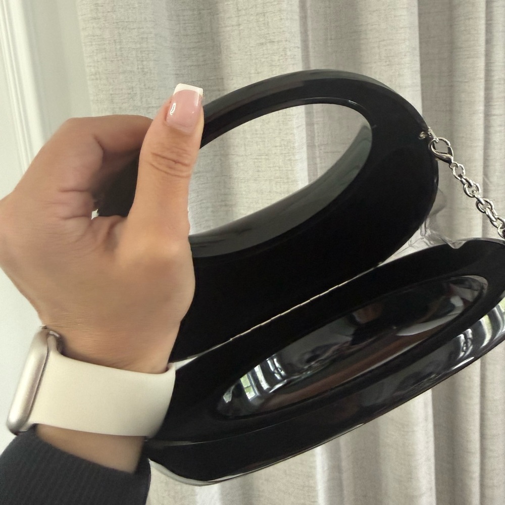 Huda Beauty Black Mini Bag with sponge holder charm - Picture 2 of 3